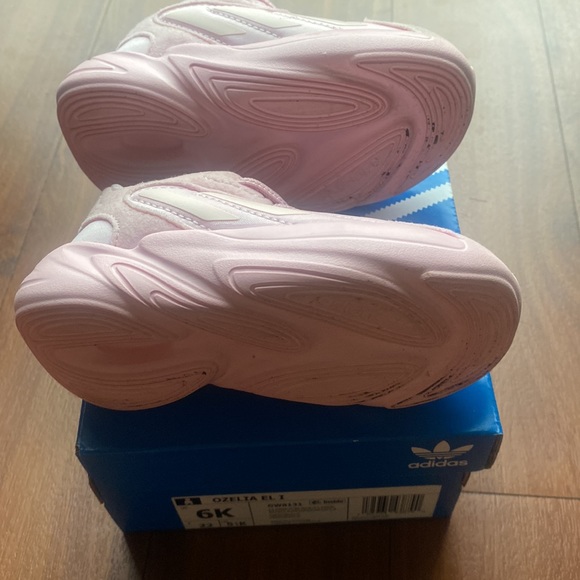 Pink Adidas - Picture 9 of 9